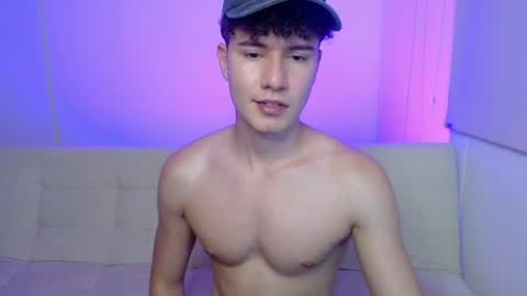 adrian morelli online show from July 22, 1:41 am