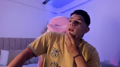 ADRIAN online show from August 5, 8:18 pm