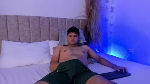 ADRIAN online show from August 7, 9:15 pm