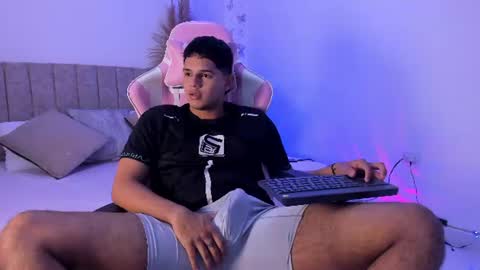ADRIAN online show from August 14, 8:12 pm