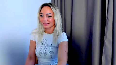 Adriana online show from July 18, 5:14 pm