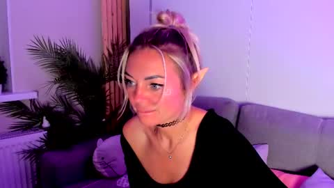 Adriana online show from August 8, 7:47 pm