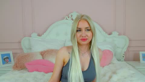 Adriana Rockefeller online show from April 11, 12:10 am