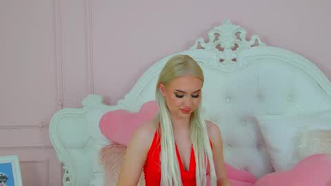 Adriana Rockefeller online show from April 13, 1:14 pm