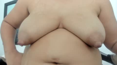 adriana online show from August 12, 7:49 pm
