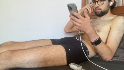 adrien_b online show from July 5, 8:06 am