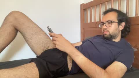 adrien_b online show from August 6, 7:18 am