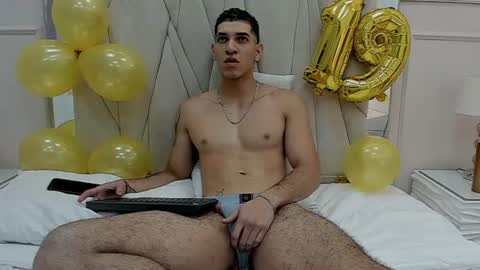 Adrien Monteiro online show from August 12, 2:30 pm