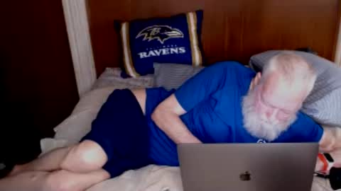 Old Santa Jeff online show from August 6, 2:32 am
