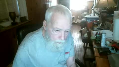 Old Santa Jeff online show from August 7, 3:34 pm