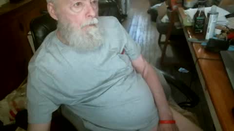 Old Santa Jeff online show from August 7, 5:02 pm