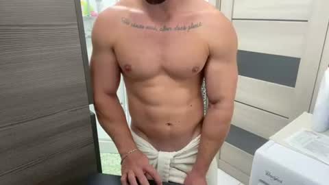 Mrrfitt online show from August 11, 3:03 pm