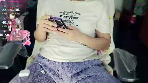 lia online show from August 6, 2:10 am