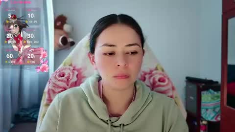 lia online show from August 6, 8:41 pm