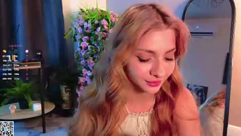 Afelia online show from August 12, 1:46 pm