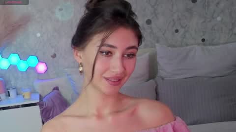 AffiinaLovsx online show from August 13, 1:47 pm