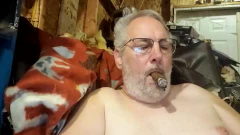 AFGuy71 online show from March 1, 8:44 am