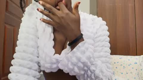 afro_pop online show from August 10, 12:23 am