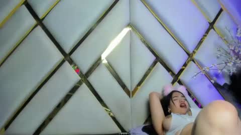 afroditta_hill online show from August 4, 1:13 am