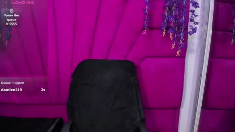afroditta_hill online show from August 15, 4:49 am