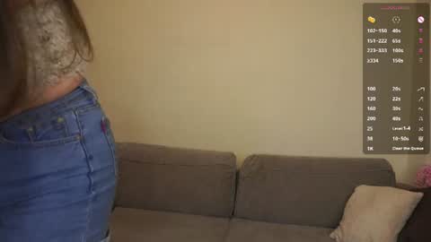 Hello Im Lana Today is my first and hopefully not my last day here  online show from August 7, 12:16 pm