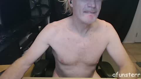 afunsterr online show from June 18, 2:33 am