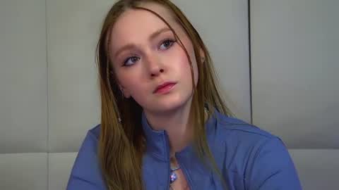 AgataFoxley online show from August 9, 11:17 pm