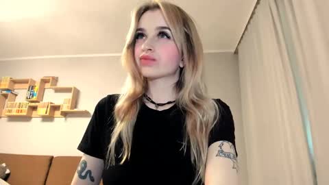 Arina online show from May 24, 3:15 pm