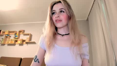 Arina online show from June 6, 4:02 pm