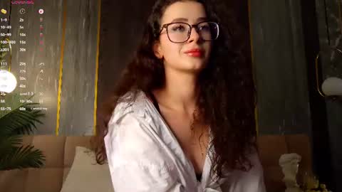 Agata online show from August 12, 1:30 am