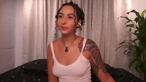 Val   inst  agatha clls online show from July 31, 9:53 pm
