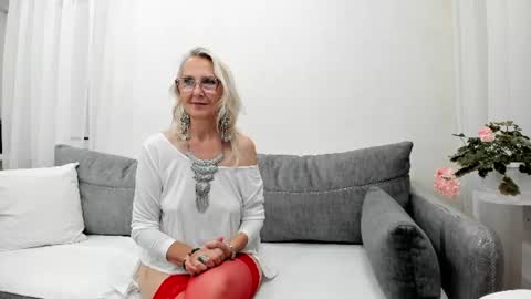 Agatha online show from July 31, 4:02 pm