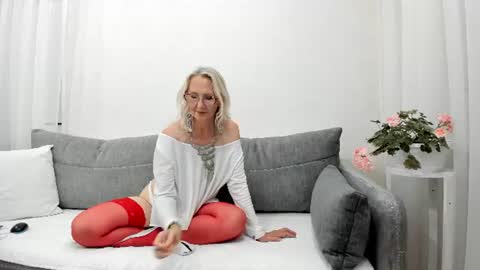 Agatha online show from July 31, 5:07 pm