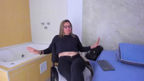 agatha_pleasure online show from July 4, 4:31 pm