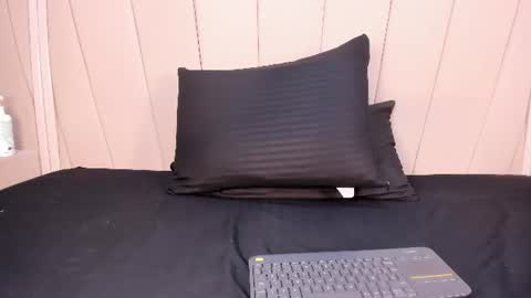 Agatha Steel online show from August 13, 12:57 am