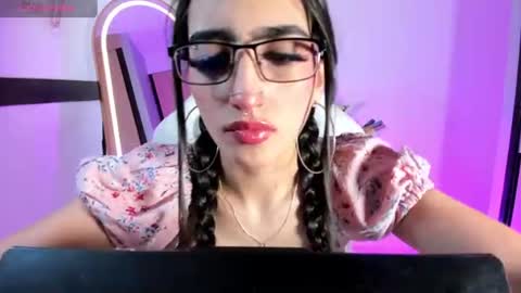 agathablair4 online show from August 4, 3:20 pm