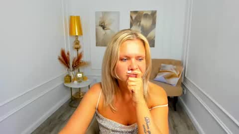 Agatha online show from July 3, 2:57 am
