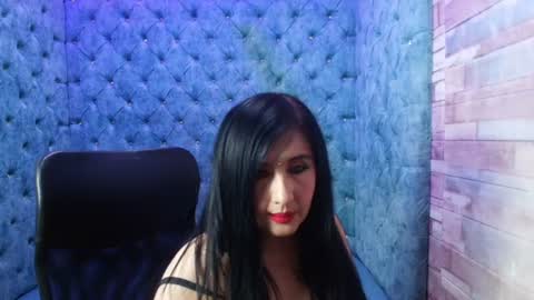 agathaleon30 online show from August 11, 7:27 pm