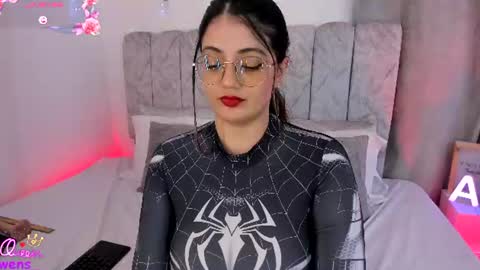 Agatha Owens online show from August 7, 1:27 am