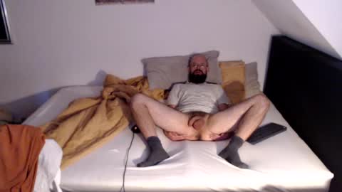 age_of_pleasure online show from August 15, 7:23 am