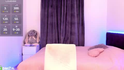 Polly online show from August 10, 3:35 pm