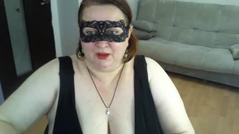 AgilaMipo online show from August 10, 4:36 am