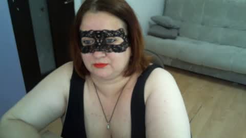 AgilaMipo online show from August 12, 3:20 am