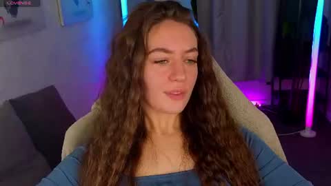 agnes wells online show from August 9, 3:18 am