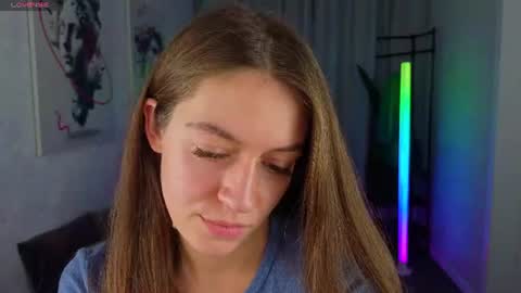 agnes wells online show from August 13, 5:43 am