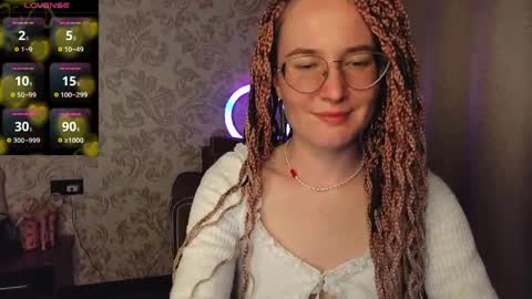Agnes online show from April 8, 8:50 pm