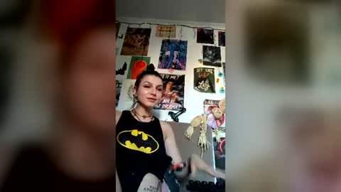Moon online show from August 15, 2:32 pm