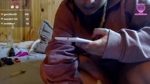 Agness online show from August 10, 1:29 am
