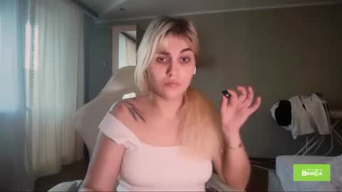 ah_hazyy online show from August 13, 12:24 am