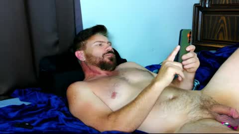 Blue Eyed Handsome Man online show from August 15, 2:48 am